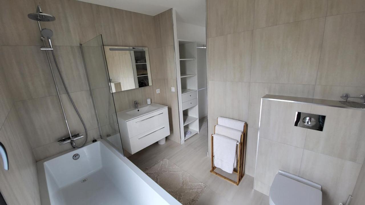 Villa Moderne De Standing Avec Piscine Privee A 400M De La Plage - 4 Chambres Конка Экстерьер фото